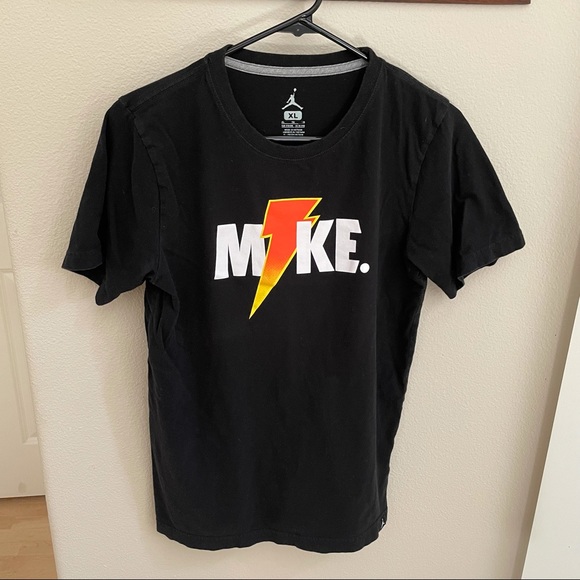 Jordan Black Gatorade Mike Shirt Yxl 